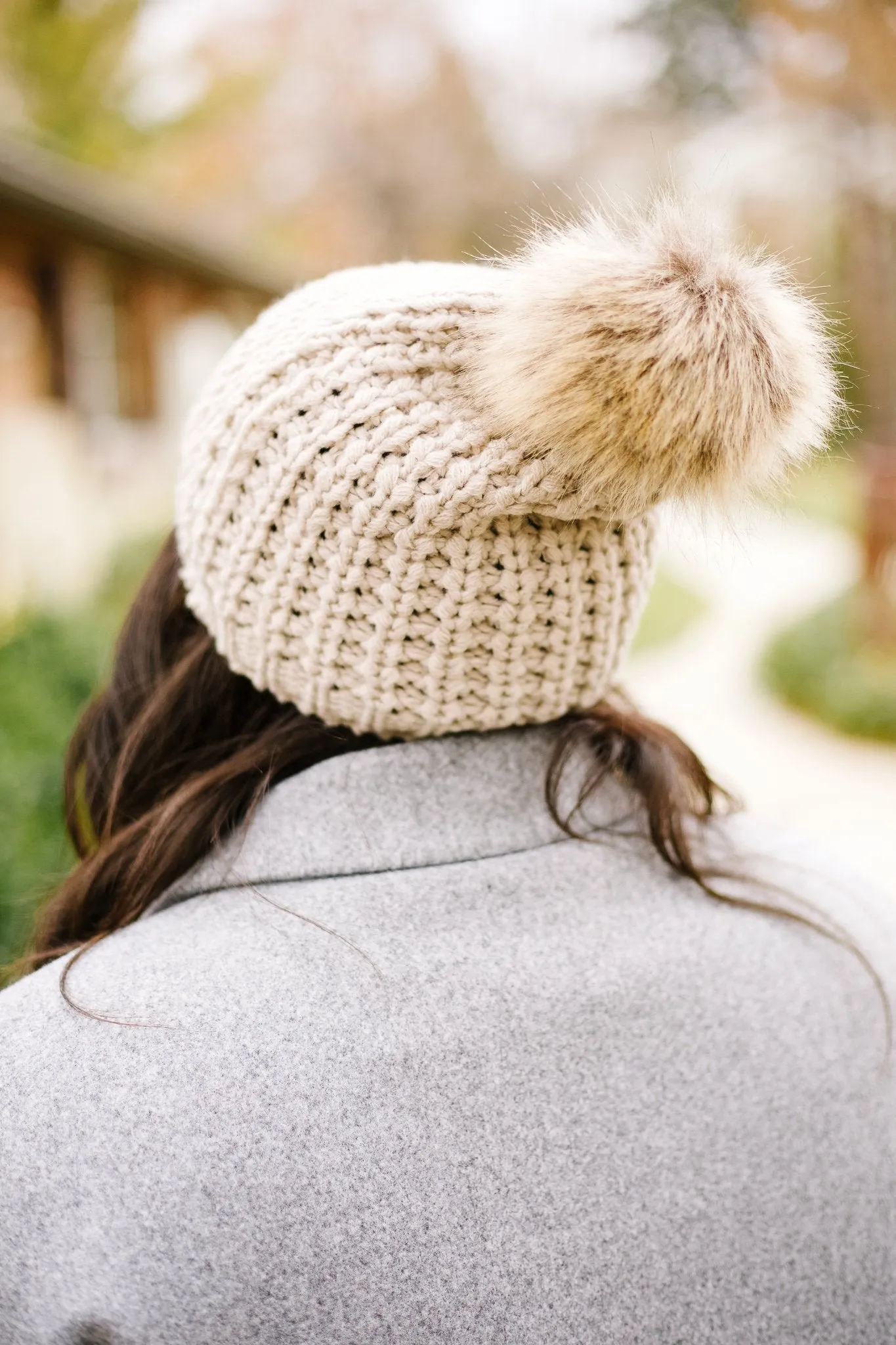 Cable Knit Beanie In Mocha