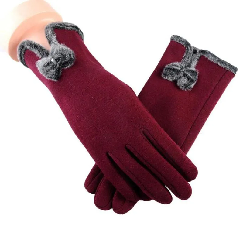 Chic and Comfy Cashmere Winter Gloves