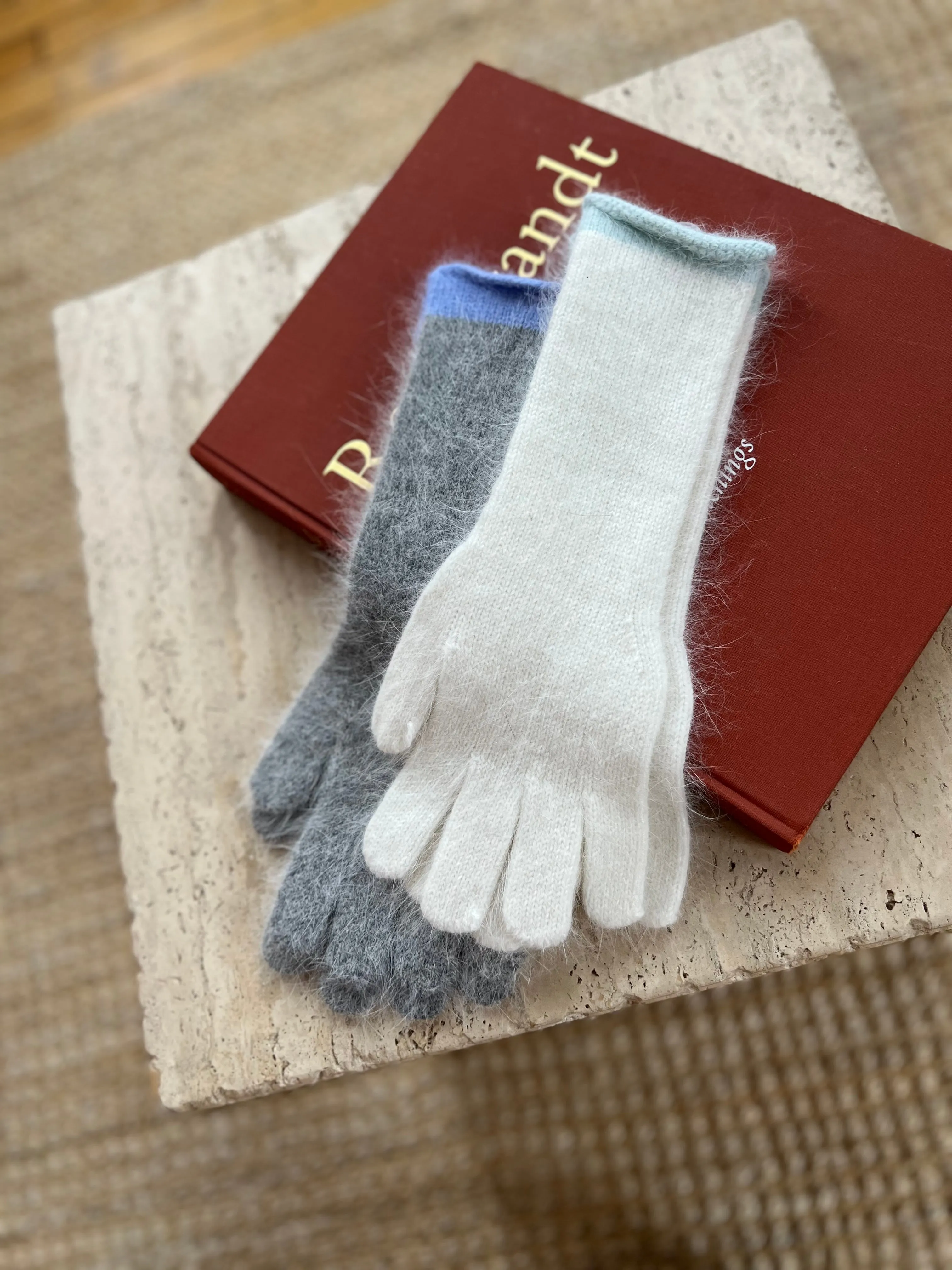 DREAM Angora gloves