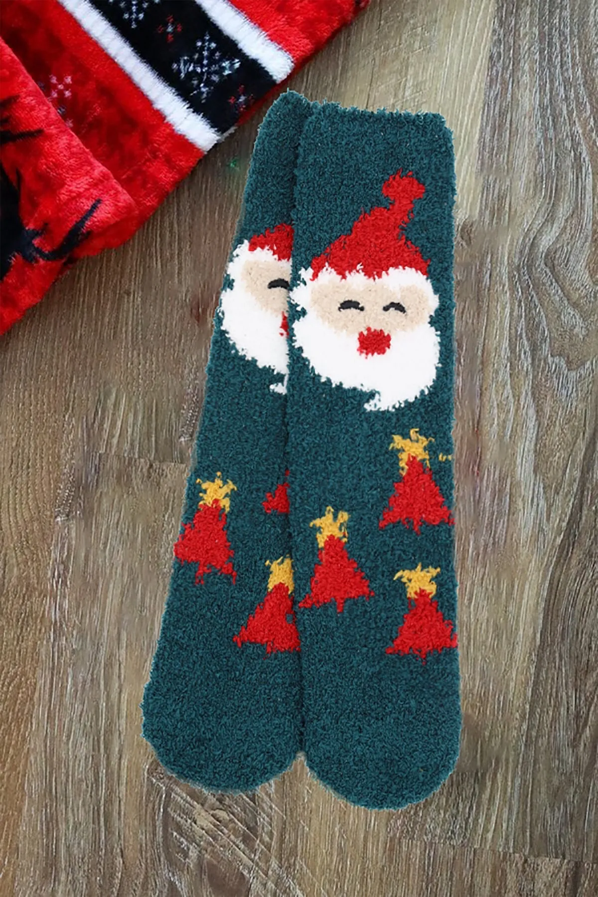 FUZZY & COZZY CHRISTMAS SOCKS ASSORTED 12 PCS PACK ( 4 DESIGNS 3 PAIRS EACH )