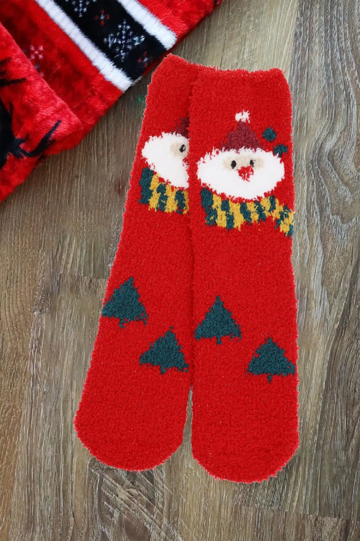 FUZZY & COZZY CHRISTMAS SOCKS ASSORTED 12 PCS PACK ( 4 DESIGNS 3 PAIRS EACH )