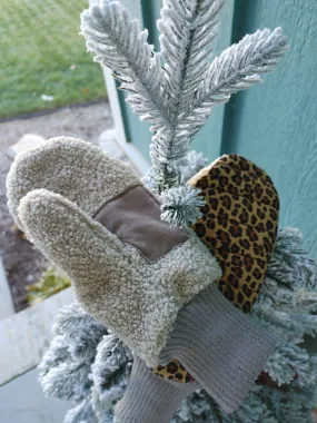 Leopard Print Mittens