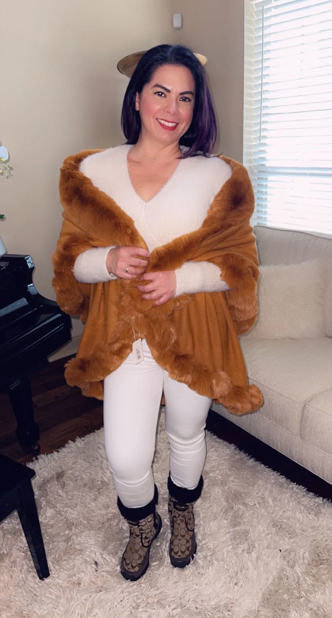 Very Soft Capes Faux Fur